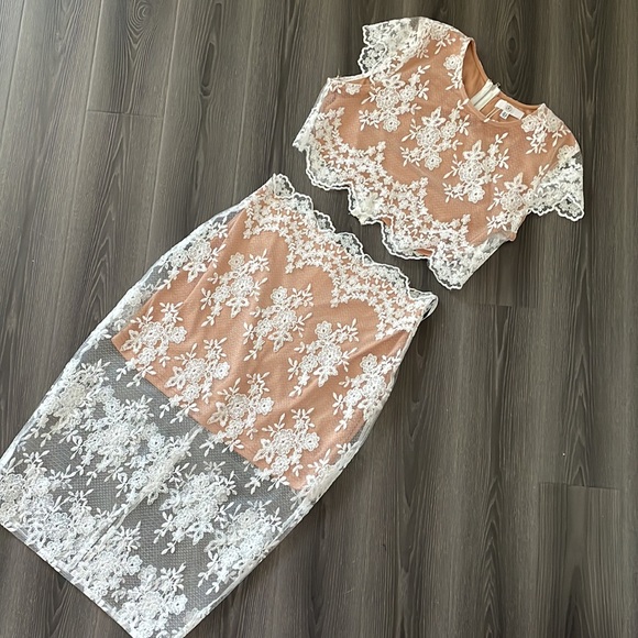 NWT Missguided Mesh and Lace Scalloped Edge Skirt Set - Picture 7 of 14